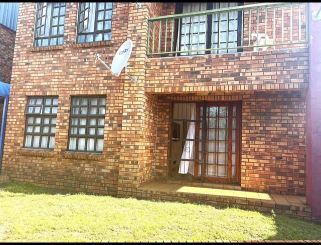 2 BEDROOM PROPERTY TO RENT IN ARBORETUM